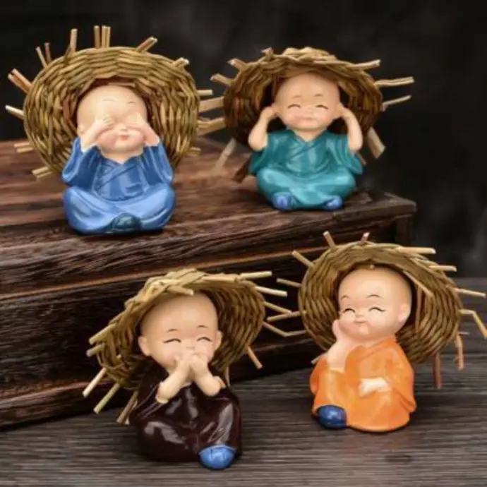 Great Art Ceramic Hat Monk Showpiece, 7x5.5 cm, Multicolour, Set of 4